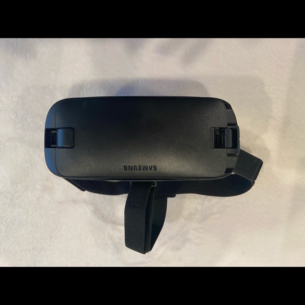 Samsung Gear RV - Picture 2 of 8